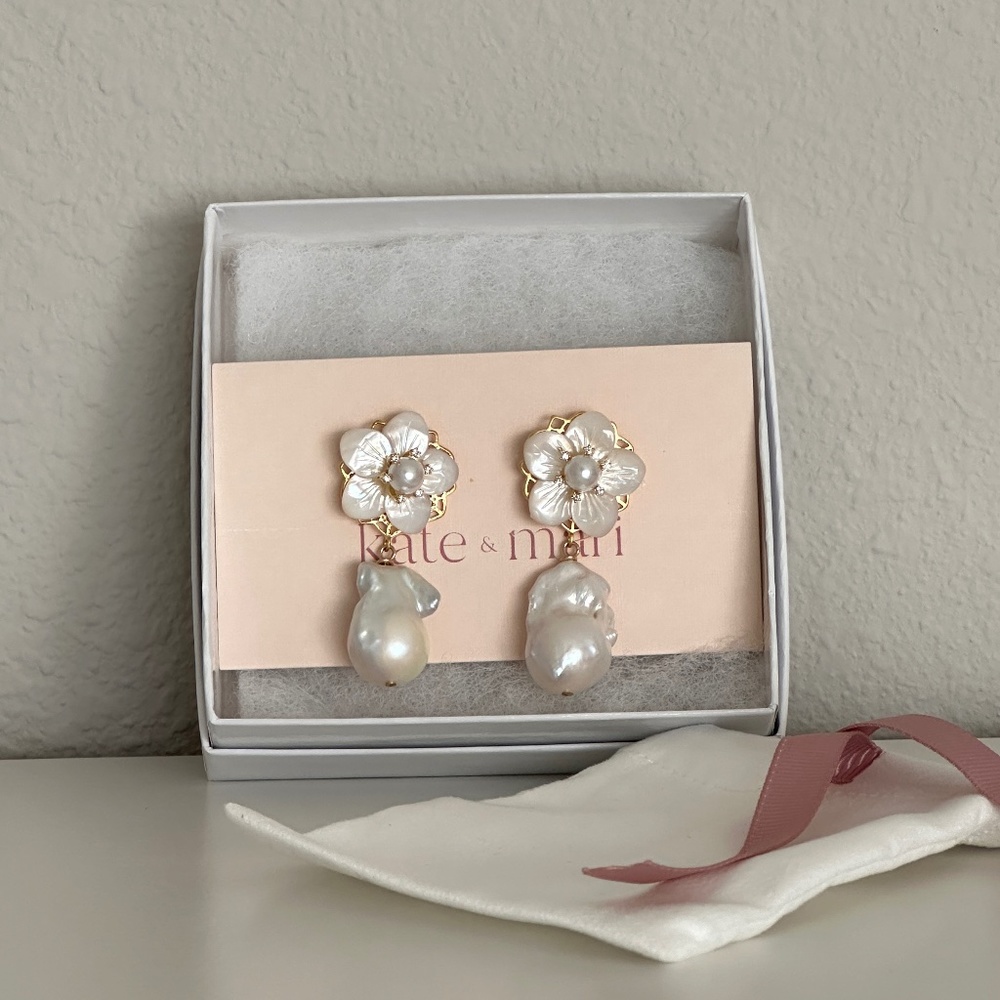 NWT Kate & Mari Silvia Pearl Drop Earrings